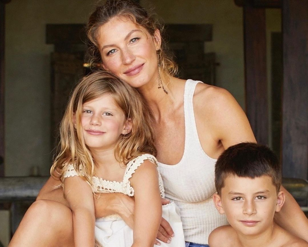 Foto de Gisele com os dois filhos que teve com Tom Brady / Reprodução/Instagram