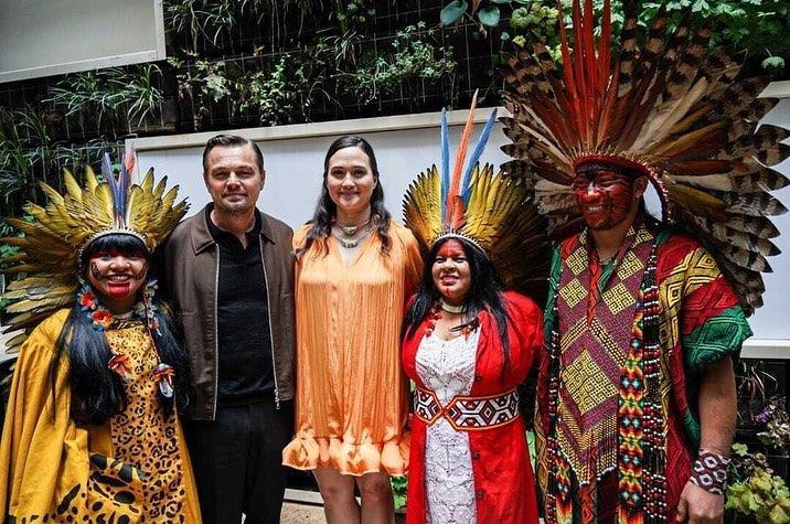 Leonardo DiCaprio se encontra com ministra Sônia Guajajara em Cannes: “Uma honra” / Leo Otero