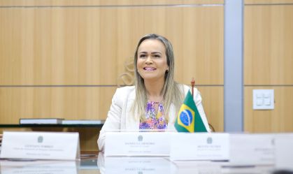 Padilha confirma troca de Daniela Carneiro por Celso Sabino no Ministério do Turismo