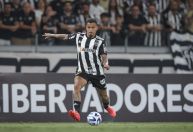 Flamengo encara dificuldades nas negociações por De La Cruz e Allan; saiba mais