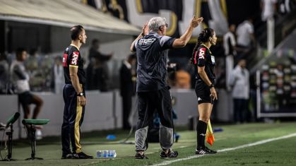 Odair Hellmann comanda o Santos na vitória contra o Bahia