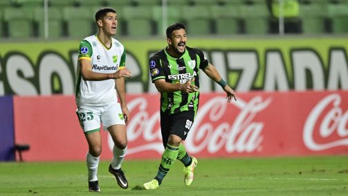 América-MG ficou duas vezes à frente do placar, mas levou a virada em casa