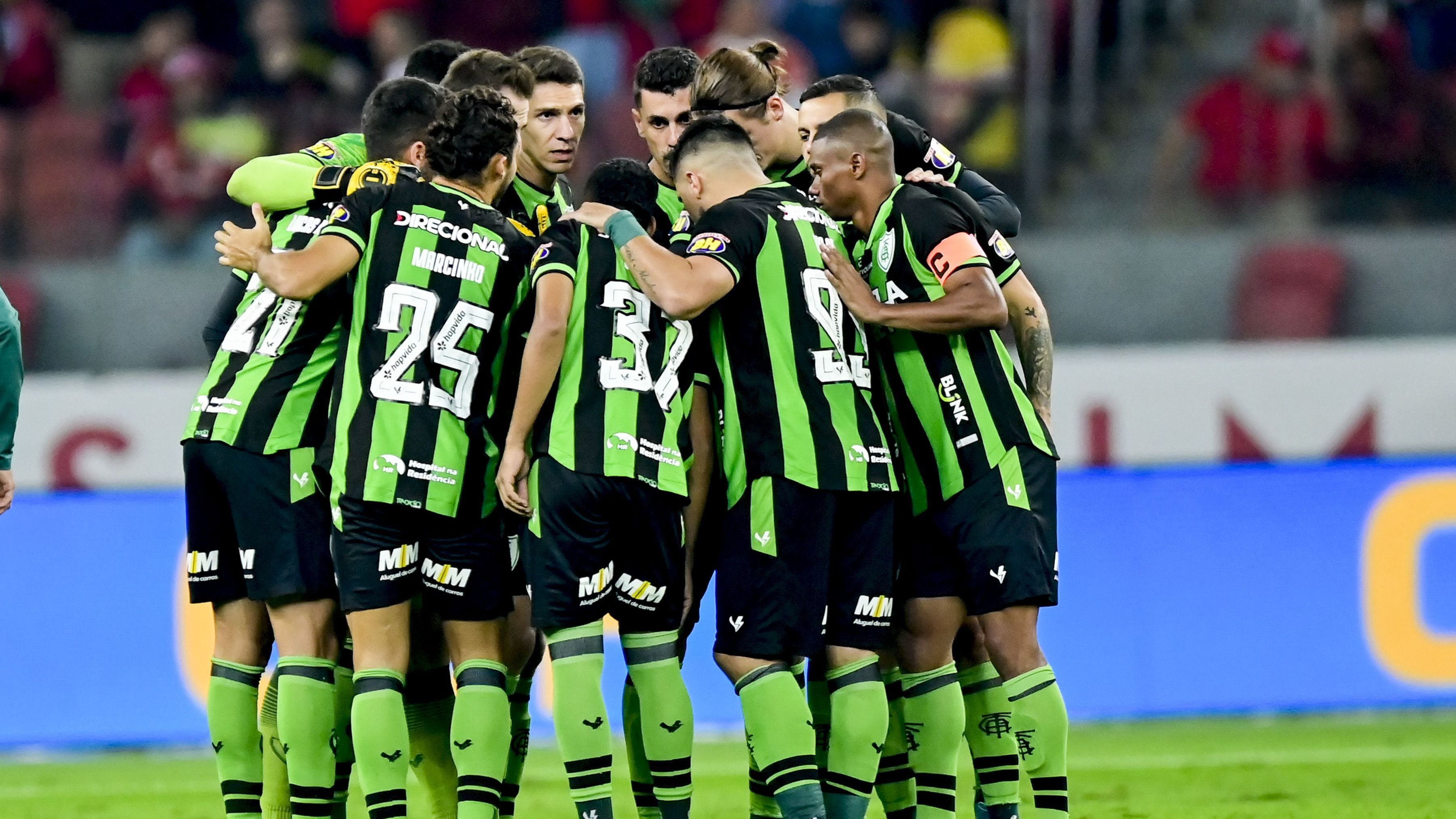 América-MG contra o Internacional pela Copa do Brasil