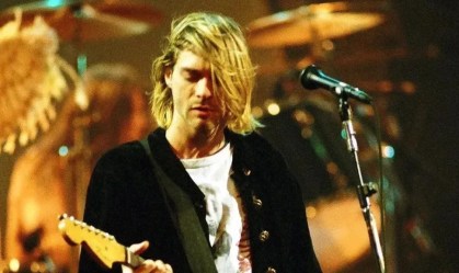 Veja 6 músicas para treinar o inglês e celebrar o Dia Mundial do Rock