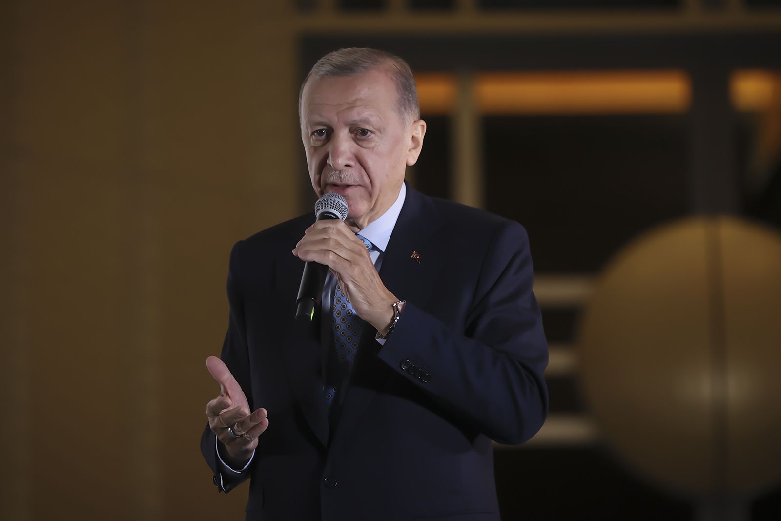 Erdogan reelected Turkiye's president in runoff election