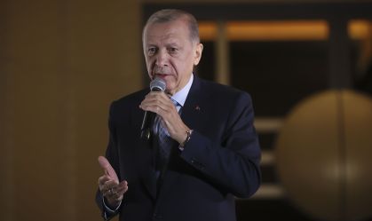 Após maior desafio da carreira política, Erdogan deve endurecer regime