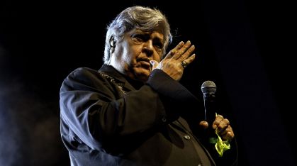O cantor Sidney Magal durante apresentação no Sesi na cidade de São José dos Campos, interior de São Paulo, na noite desta quinta-feira, 25 de maio de 2023.