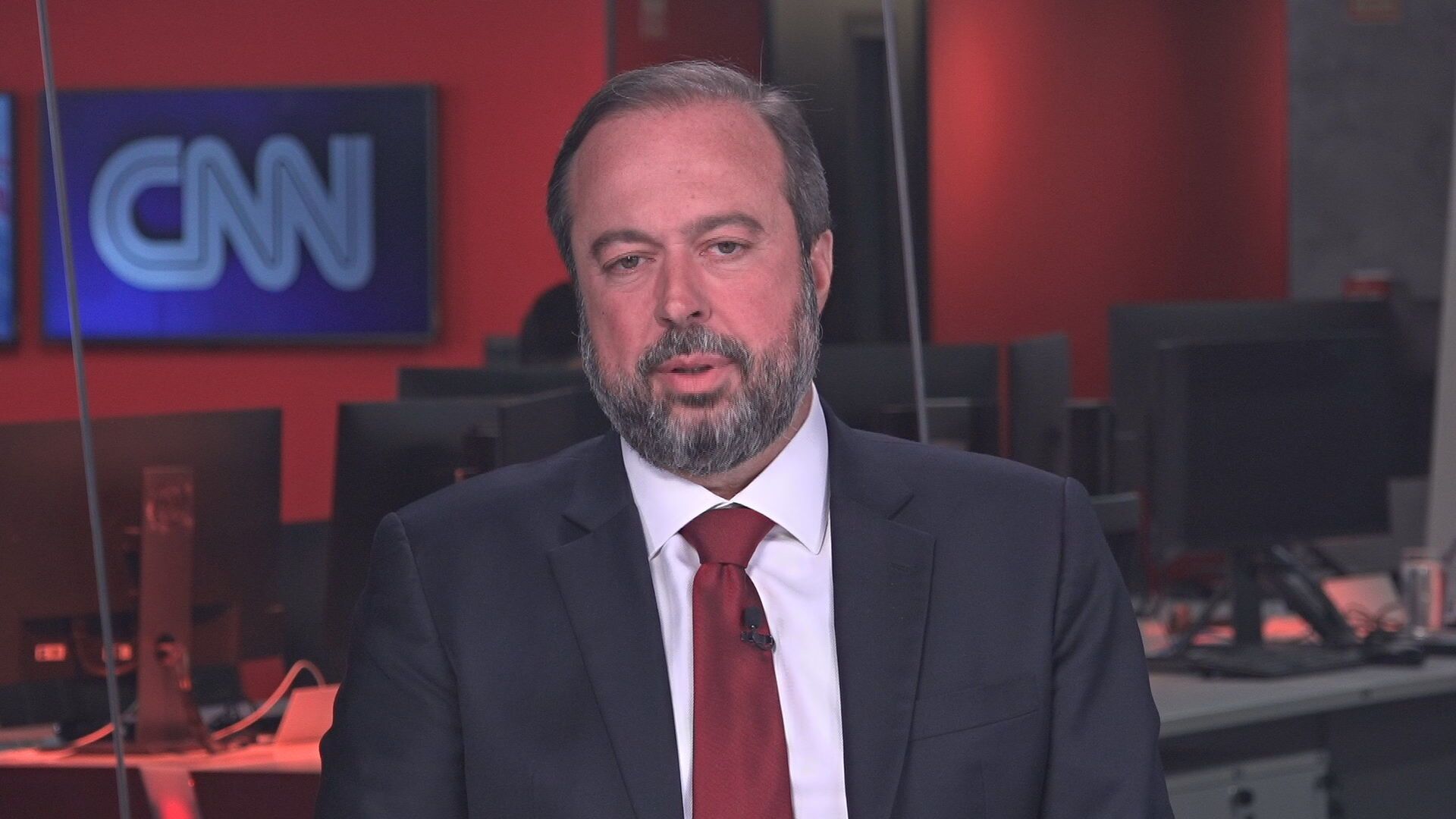 BR_CNN_080523_LIVE_CLEAN_frame_266382 - Alexandre Silveira, ministro de Minas e Energia do Brasil, em entrevista à CNN em 08/05/2023