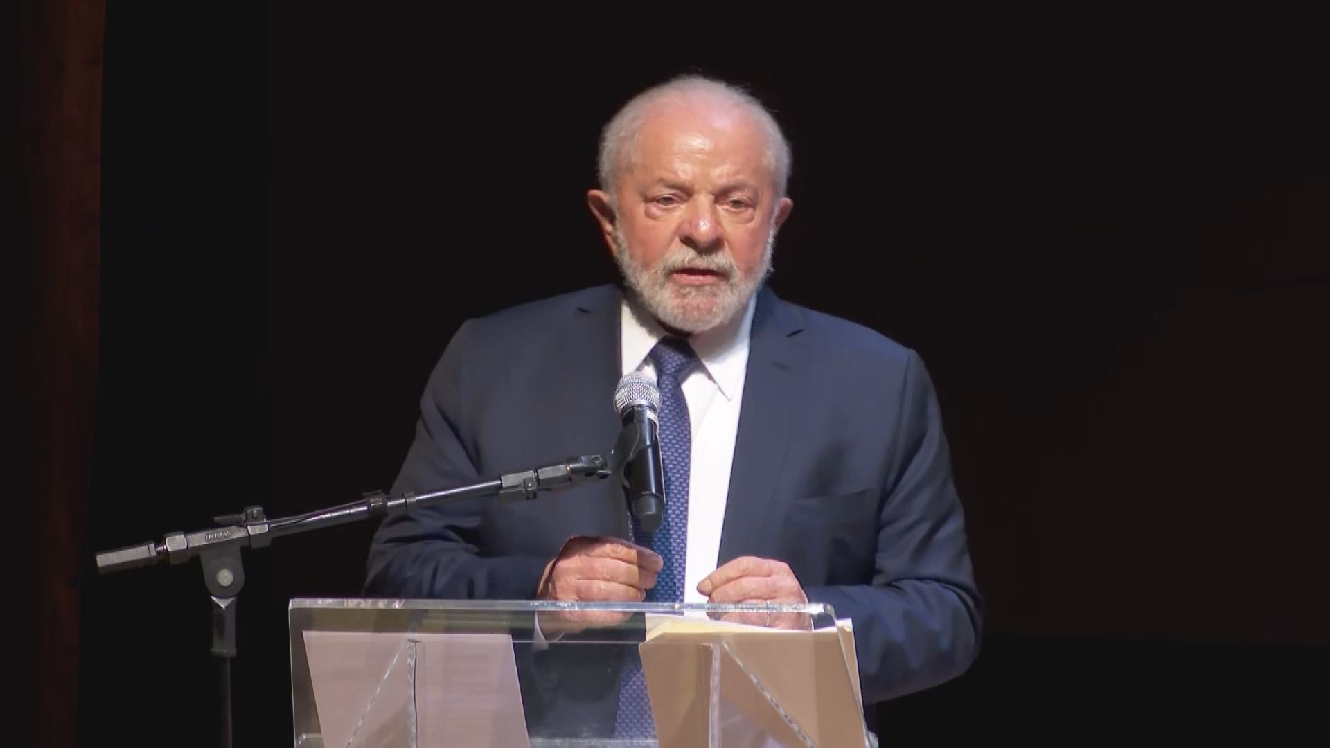 Lula discursa em evento em homenagem ao Dia da Indústria na Fiesp