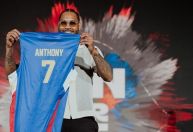 Astro da NBA, Carmelo Anthony anuncia aposentadoria