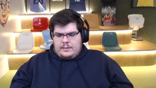 Casimiro arrematou troféu de Lionel Messi em leilão do instituto de Neymar