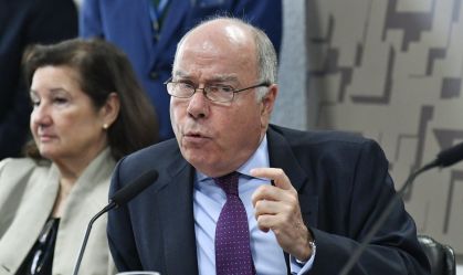 Brasil e Mercosul vão reavaliar acordo comercial com União Europeia, diz Mauro Vieira