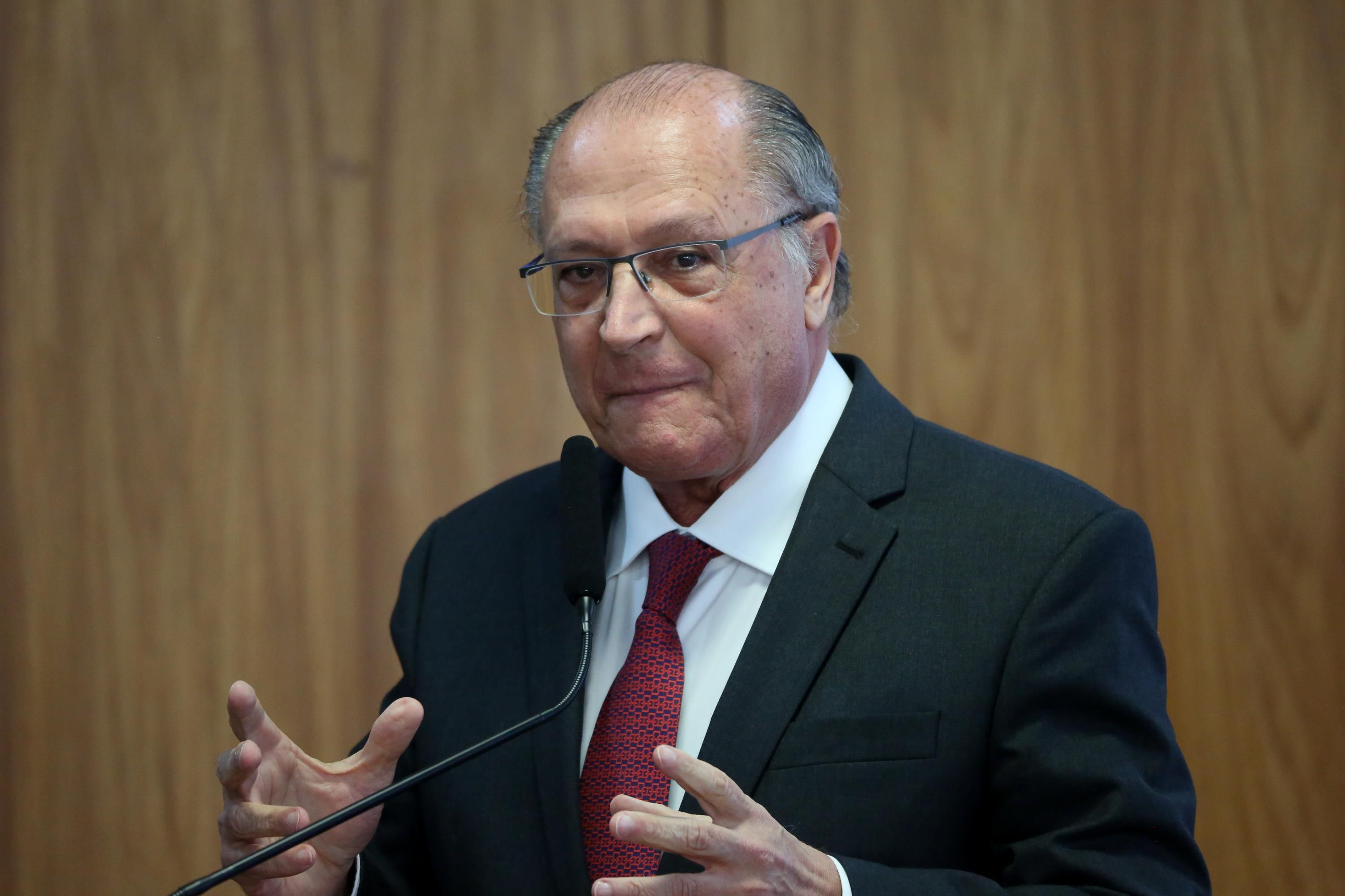 O vice-presidente Geraldo Alckmin durante cerimônia de assinatura de decreto referente à gestão do Centro de Bionegócios da Amazônia, em Brasília, nesta quarta-feira (3).