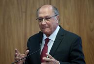 Alckmin diz que governo pode avaliar “mais à frente” a prorrogação de programa de descontos em carro