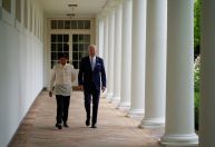 EUA e Filipinas reafirmam aliança militar em meio a tensões com a China