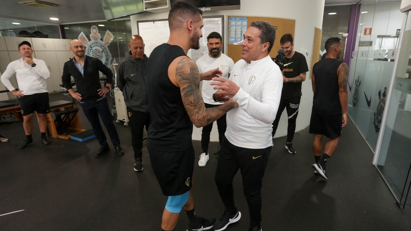 Vanderlei Luxemburgo em seu primeiro dia como técnico do Corinthians
