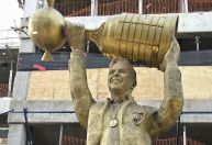 Gallardo ganha estátua no River Plate com detalhe que chama atenção; veja