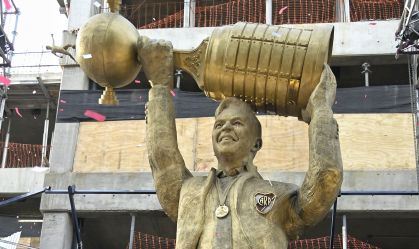 Gallardo ganha estátua no River Plate com detalhe que chama atenção; veja