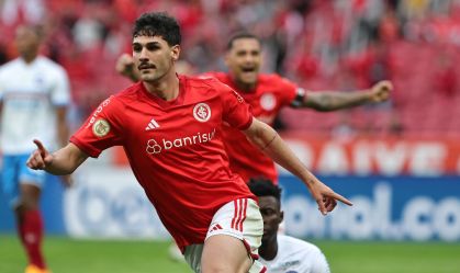 Internacional finaliza venda de Johnny para time espanhol