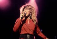 Tina Turner morreu de causas naturais, diz porta-voz a jornal