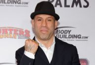 Ex-lutador de UFC pede “pix solidário” após perder apostas em clássico paranaense