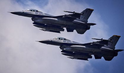 Caça F-16 dos EUA cai na Coreia do Sul; caso é terceiro acidente em um ano