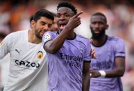 Vinícius Júnior rebate o presidente de La Liga: “Quero ações e punições”