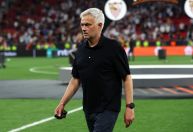 Roma anuncia demissão de José Mourinho: 