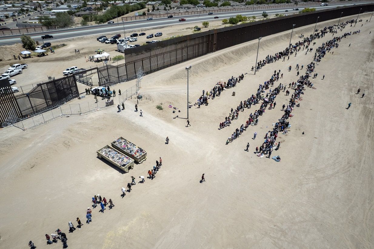 Migrant Crossings At Southern Border Increase As Title 42 Policy Expires