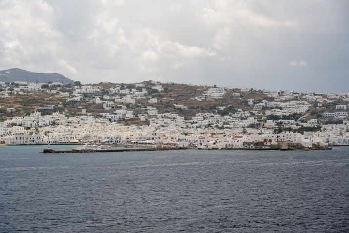 Ilhas gregas do Mar Egeu estão na rota dos barcos e navios com imigrantes / RBL/Bauer-Griffin/GC Images