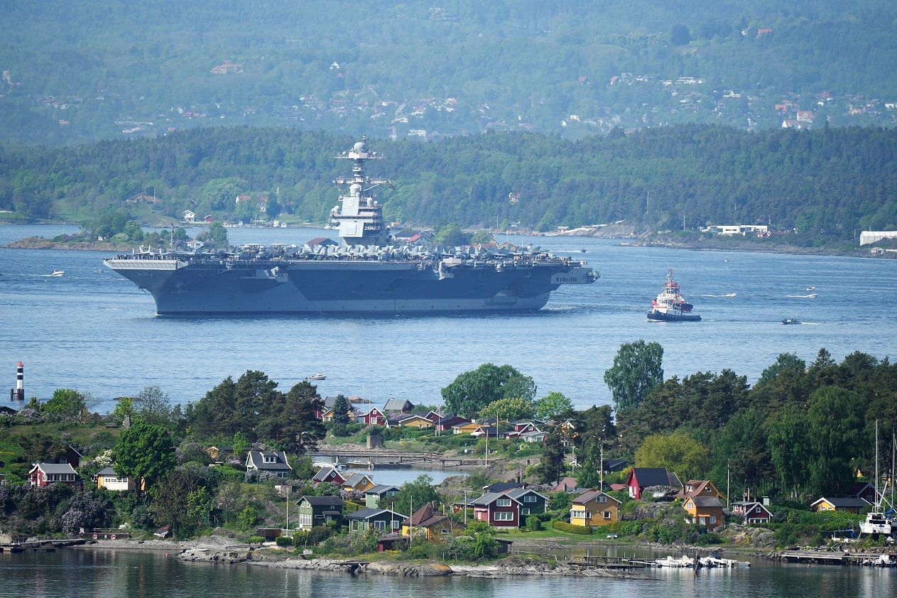 Porta-aviões norte-americano USS Gerald R. Ford em Oslo, na Noruega / 24/05/2023 Javad Parsa/NTB/via REUTERS