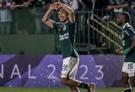 Apodi, ex-Santos e Cruzeiro, troca Vila Nova por time da Série D