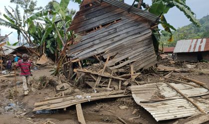 Death toll in DR Congo from floods, landslides rises to 300