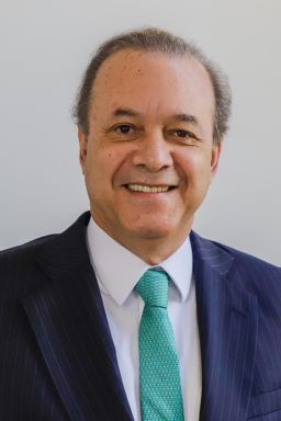 Eleuses Paiva