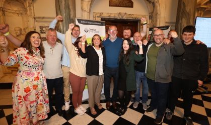 Nacionalistas vencem unionistas nas eleições locais da Irlanda do Norte