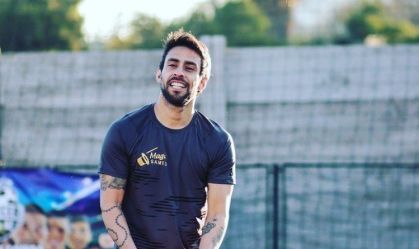 Valdivia recebe alta após ser internado em hospital com sintomas de pânico, diz jornal