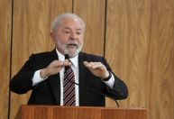 Economia brasileira vai crescer neste ano mais do que FMI está prevendo, diz Lula