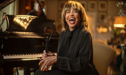 Grammys, Billboards e outros: veja os prêmios de Tina Turner