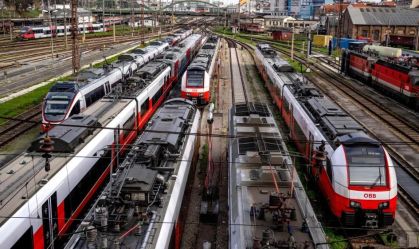 Discurso de Hitler e slogans nazistas são tocados nos alto-falantes de trem na Áustria