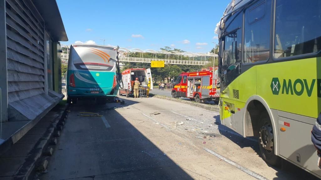 Acidente ônibus