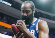 NBA: 76ers batem Celtics por 1 ponto em noite de gala de Harden