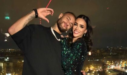 Neymar irrita internautas por comportamento com namorada grávida