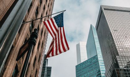 Atividade empresarial nos EUA recua em janeiro, diz PMI