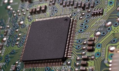 Micron alerta para perda de receita após China aplicar sanções em vendas de chip