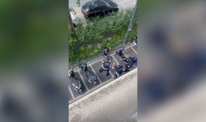 Brasileira trans é agredida por policiais em Milão, na Itália; caso é investigado