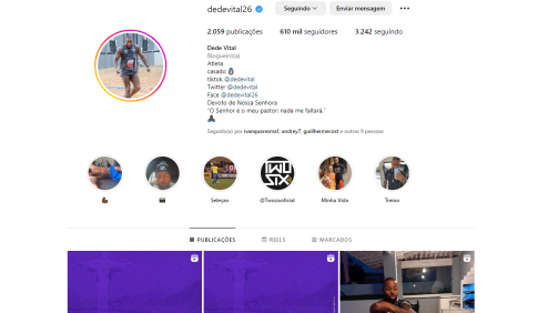 Dedé se apresenta como blogueiro no Instagram