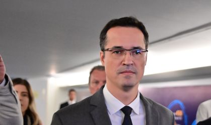 Após cassação, Deltan Dallagnol se filia ao partido Novo