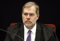 Dias Toffoli não vê “abuso de poder” e nega devolver a Dallagnol mandato na Câmara