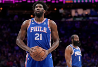 NBA: camaronês Joel Embiid, do Philadelphia 76ers, é eleito MVP da temporada