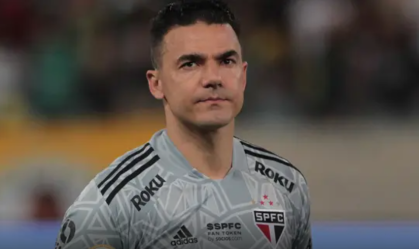 Campeão com o São Paulo, goleiro acerta com time do interior; veja